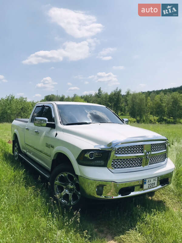 Dodge RAM 1500 2014