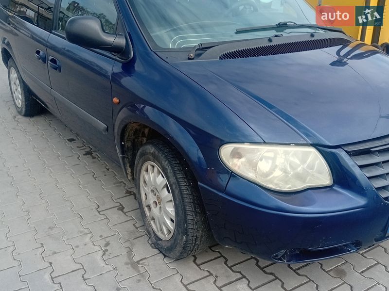 Chrysler Grand Voyager 2004