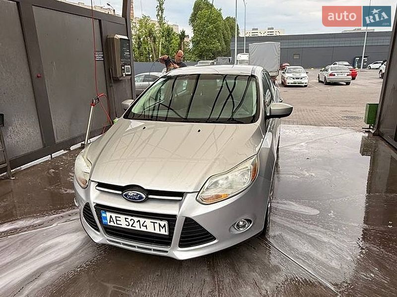 Ford Focus 2011