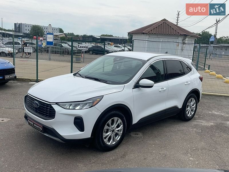 Ford Escape 2024