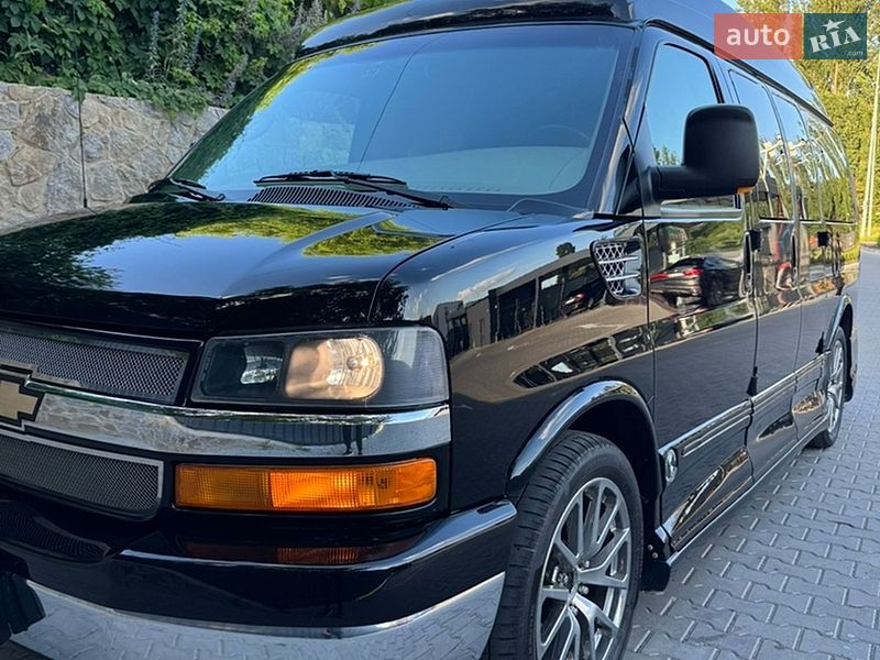 Chevrolet Express 2012
