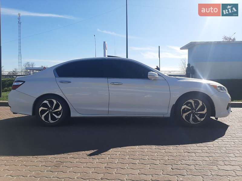 Honda Accord 2015