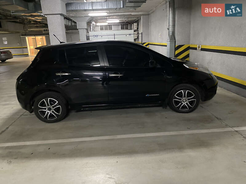 Nissan Leaf 2015