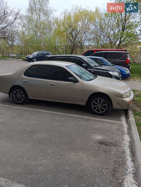 Nissan Altima 1993