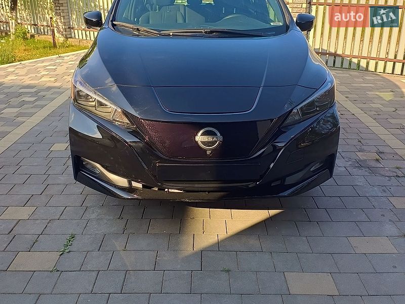 Nissan Leaf 2025