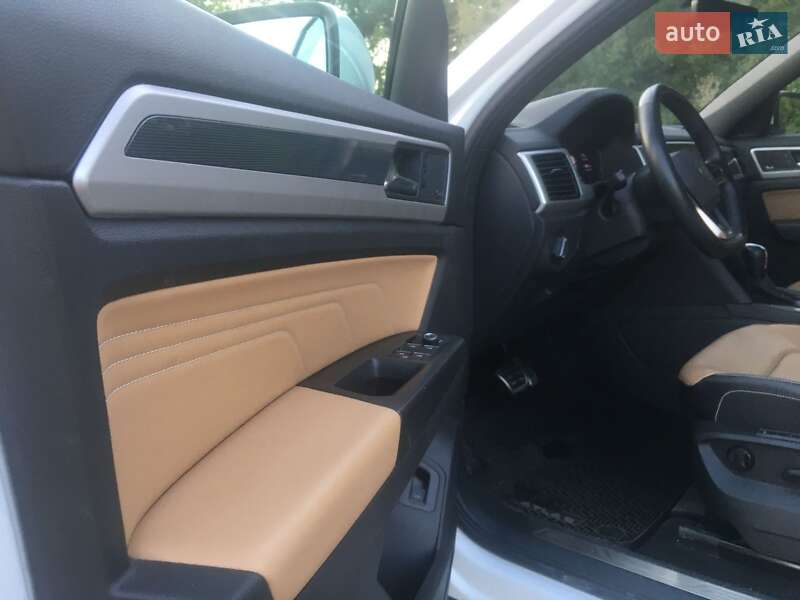 Volkswagen Atlas Cross Sport 2021