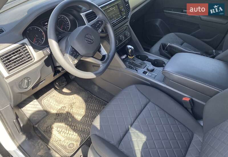 Volkswagen Atlas Cross Sport 2020