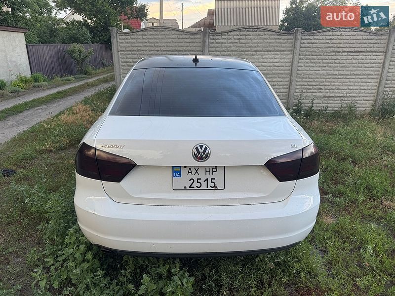 Volkswagen Passat 2011