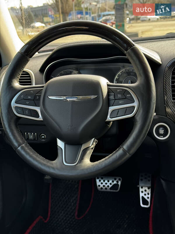 Chrysler 300C 2017