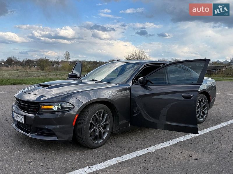 Dodge Charger 2020