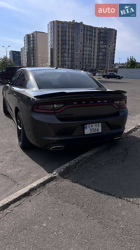 Dodge Charger 2019