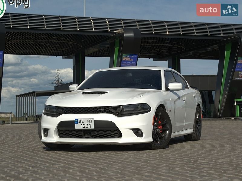Dodge Charger 2021