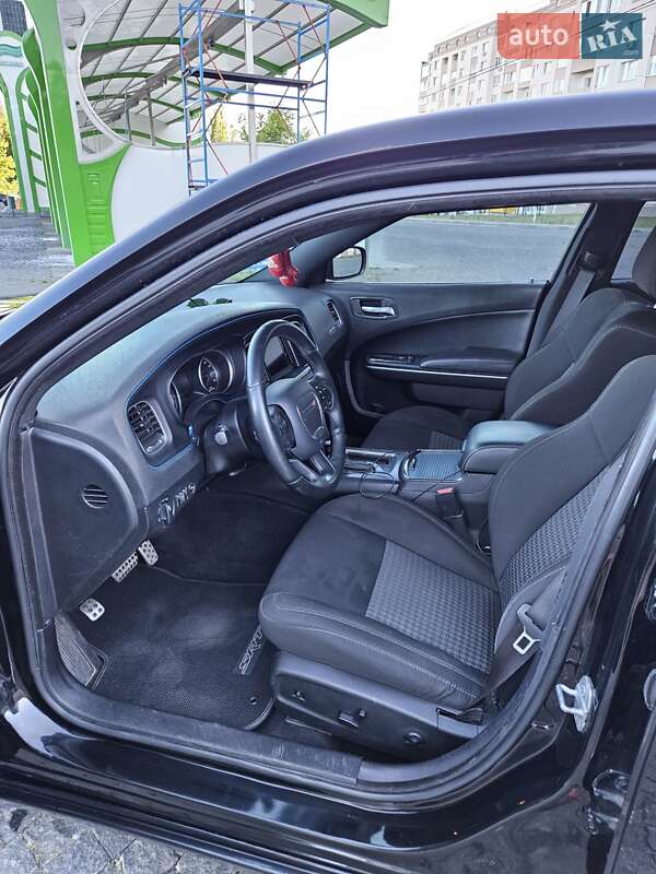 Dodge Charger 2018