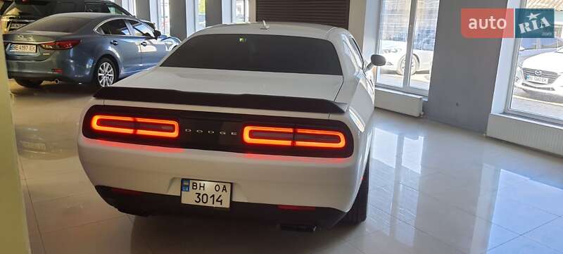 Dodge Challenger 2016