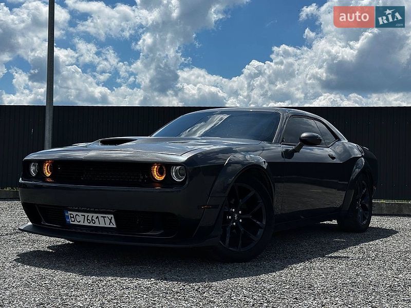 Dodge Challenger 2020