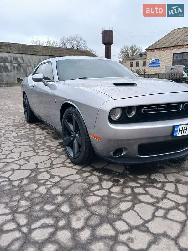 Dodge Challenger 2016