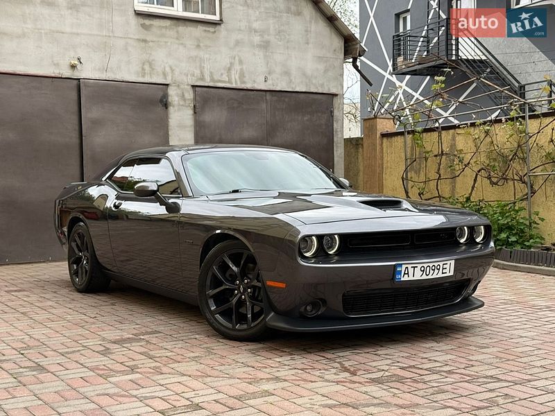Dodge Challenger 2019