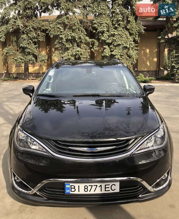 Chrysler Pacifica 2018
