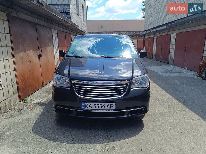 Chrysler Town & Country 2014