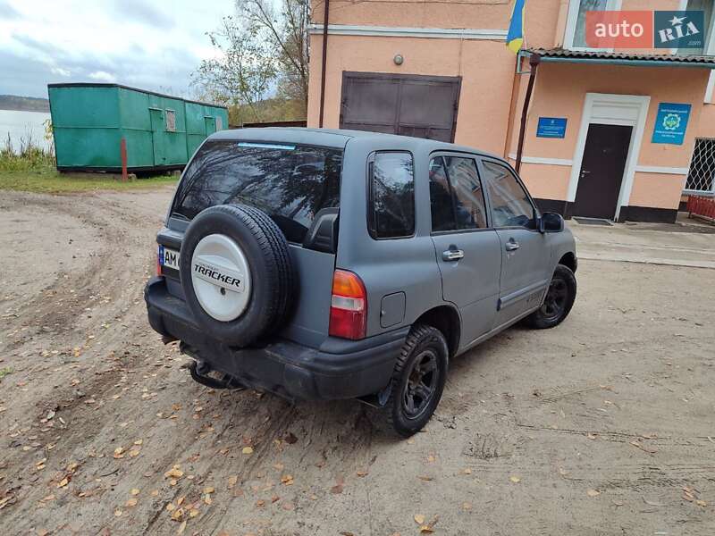 Chevrolet Tracker 2000