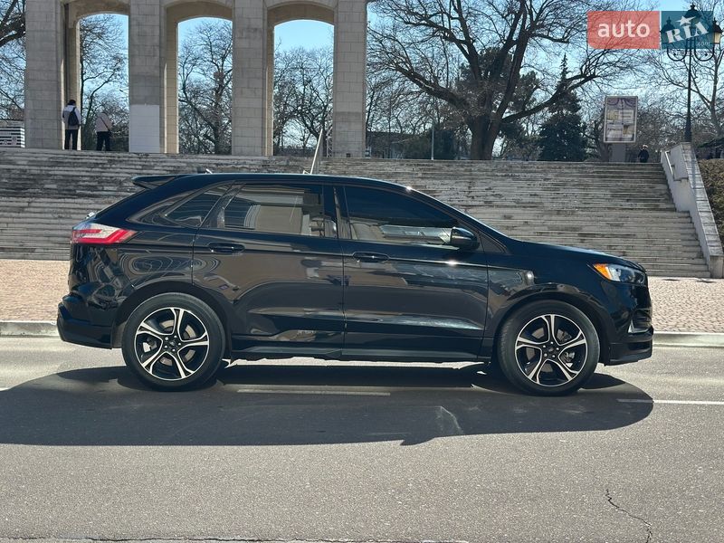 Ford Edge 2020
