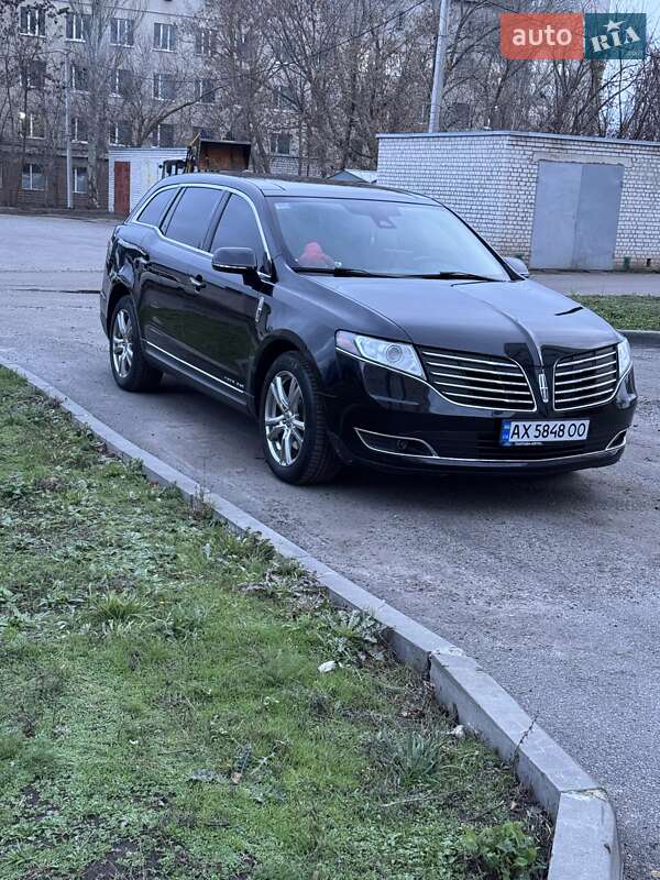 Lincoln MKT 2017