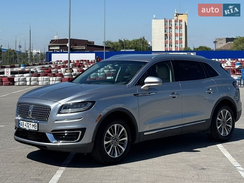 Lincoln Nautilus 2019