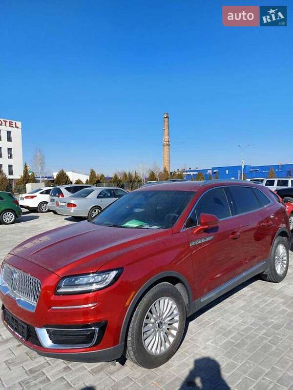 Lincoln Nautilus 2019