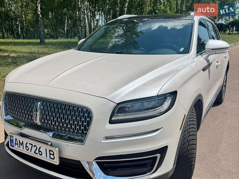 Lincoln Nautilus 2019