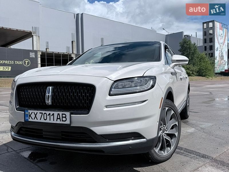 Lincoln Nautilus 2022