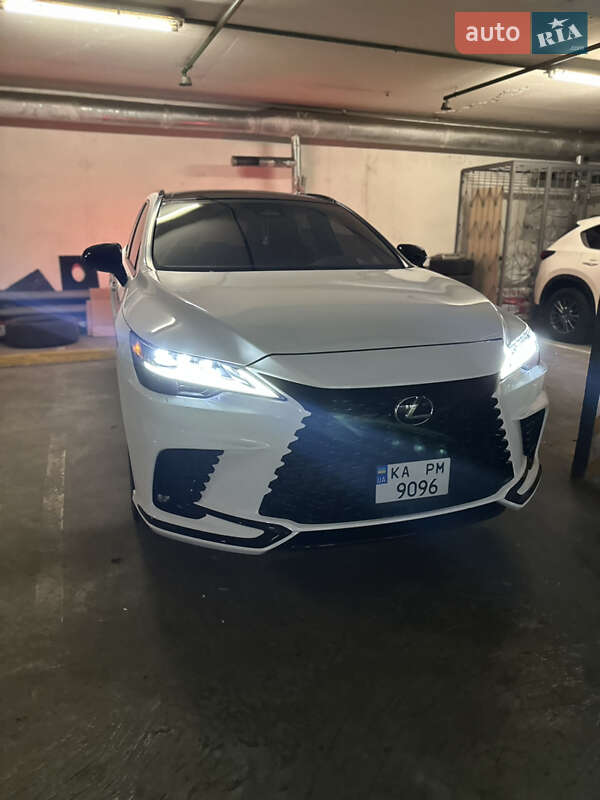 Lexus RX 2022
