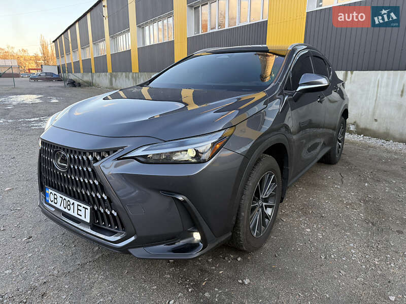 Lexus NX 2023