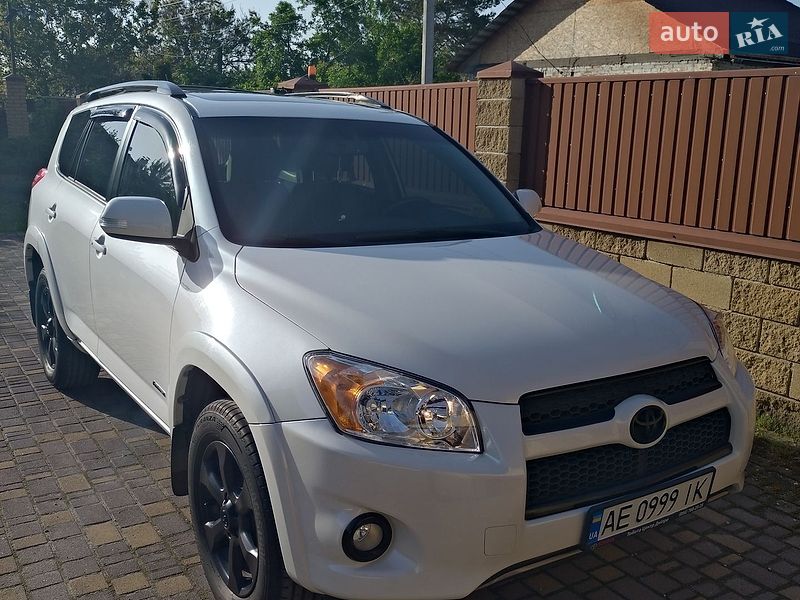 Toyota RAV4 2012