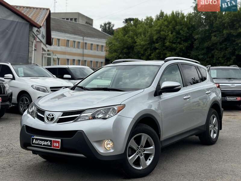 Toyota RAV4 2015