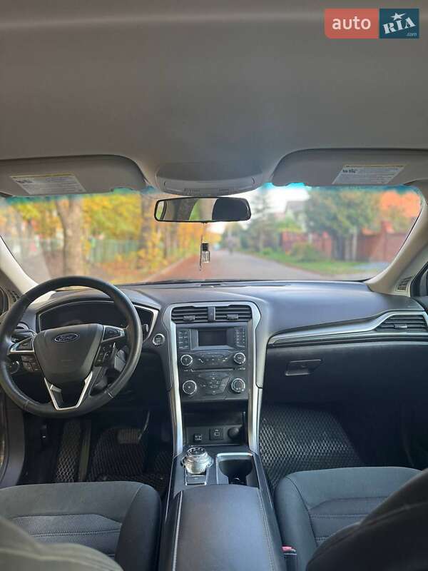 Ford Fusion 2017