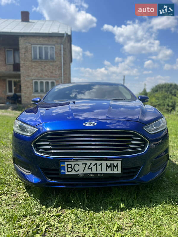 Ford Fusion 2016