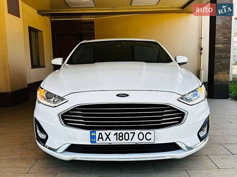Ford Fusion 2020