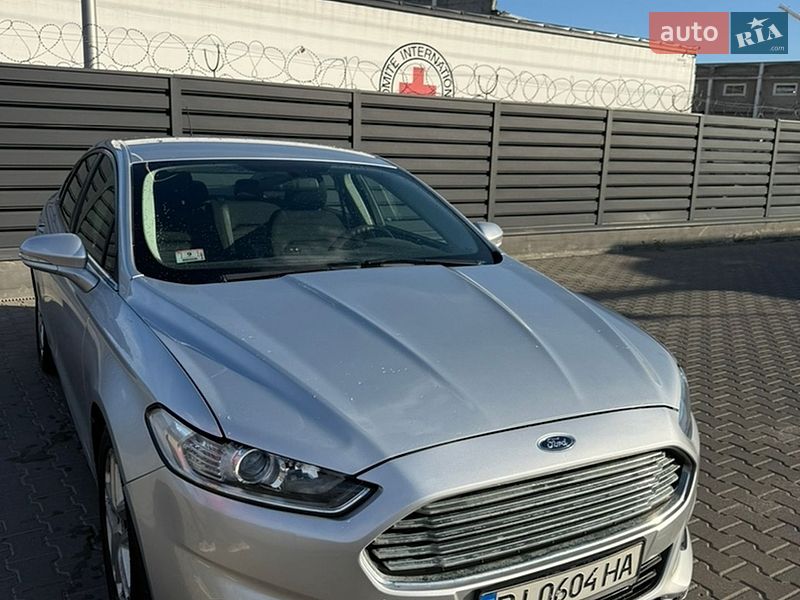 Ford Fusion 2016