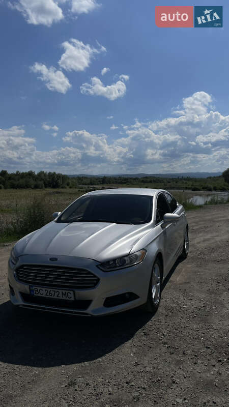 Ford Fusion 2015