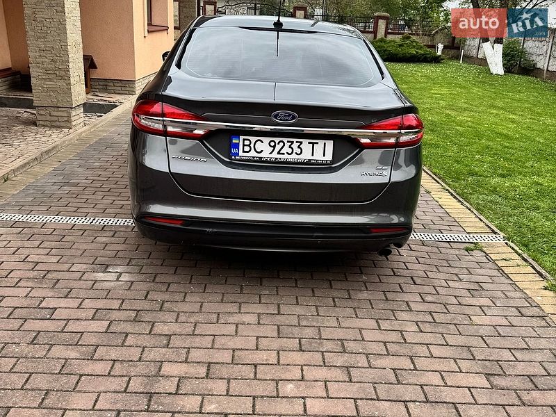 Ford Fusion 2017