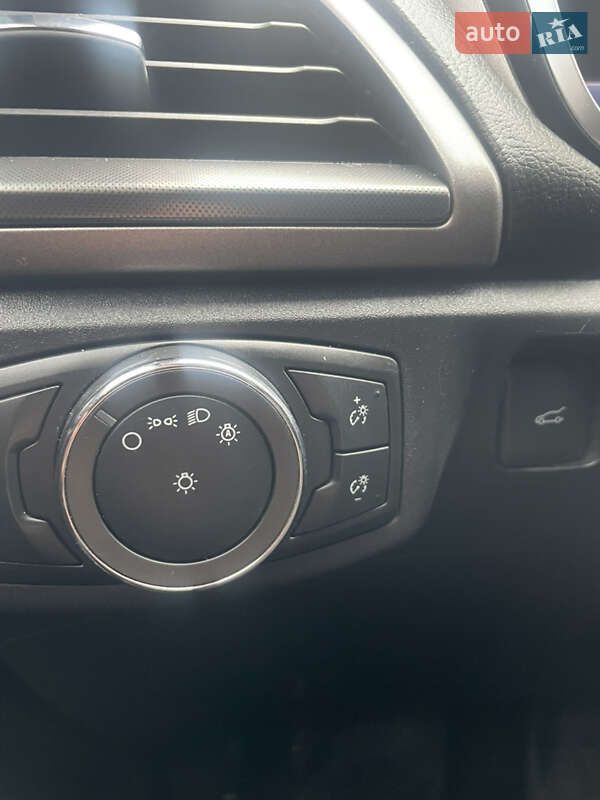 Ford Fusion 2017