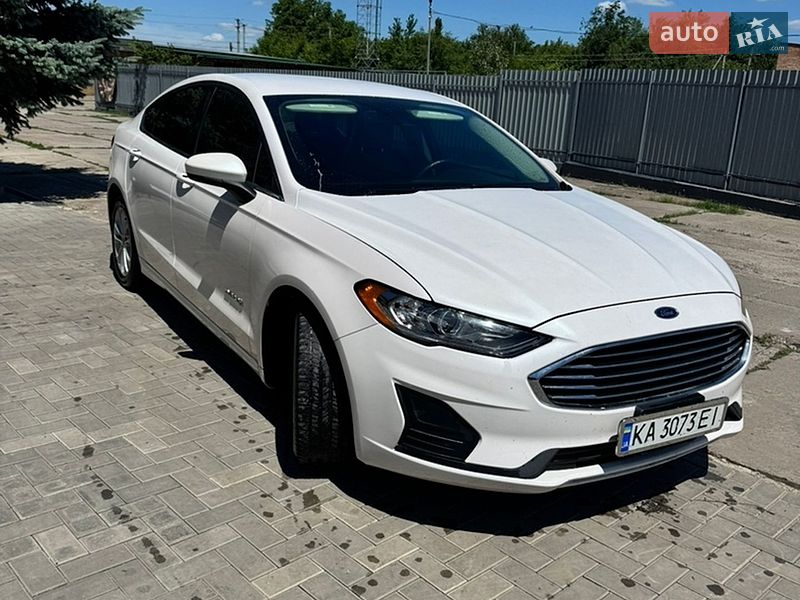 Ford Fusion 2019