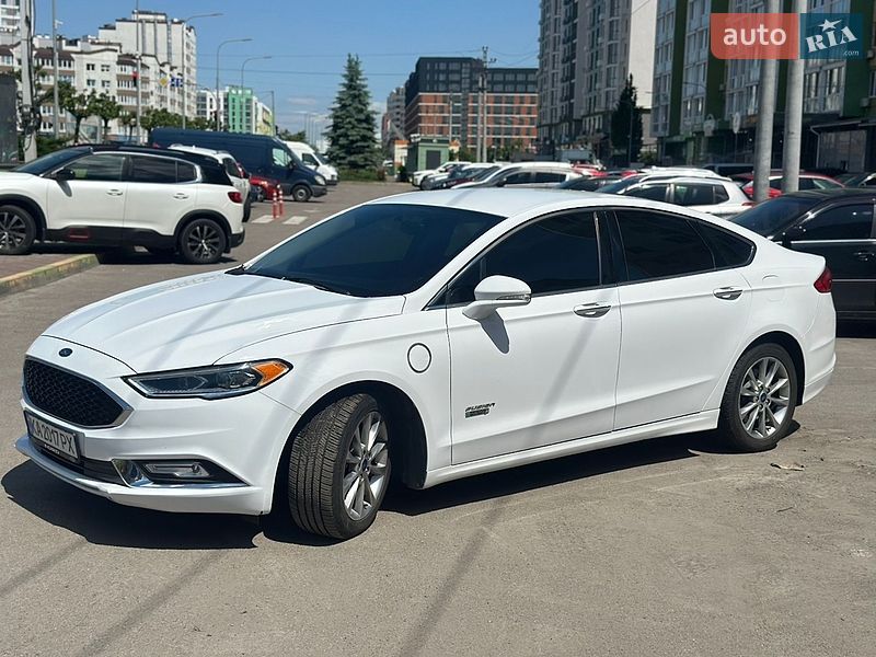 Ford Fusion 2016
