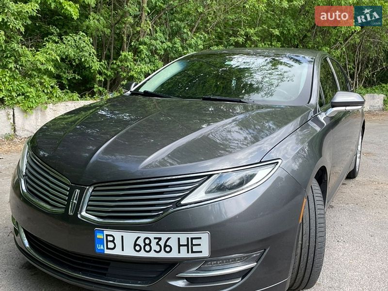Lincoln MKZ 2015