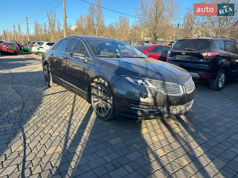 Lincoln MKZ 2015