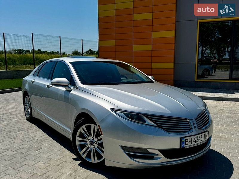 Lincoln MKZ 2014