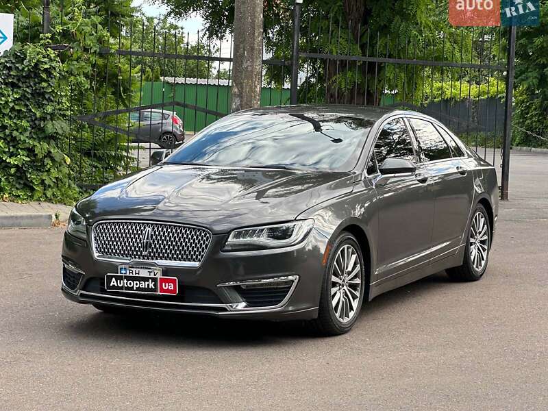Lincoln MKZ 2018