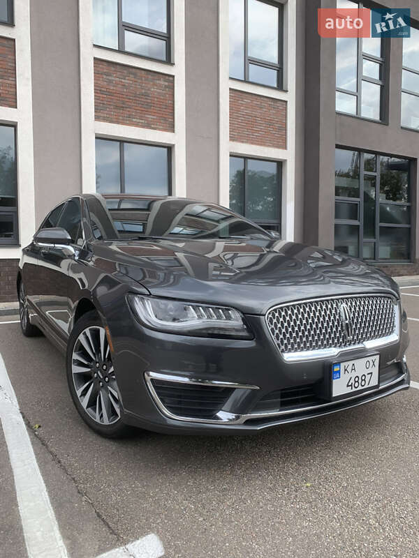 Lincoln MKZ 2020