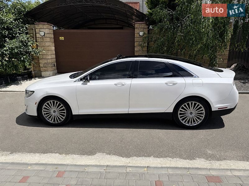 Lincoln MKZ 2017