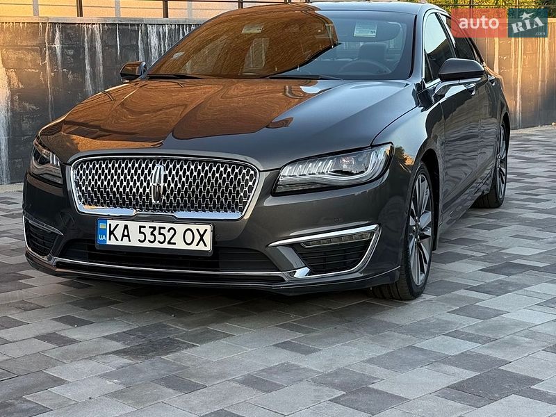 Lincoln MKZ 2019
